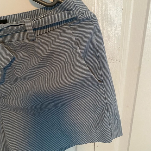 Banana republic shorts - Picture 2 of 3
